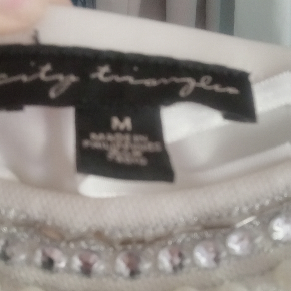 FORMAL DRESS - Picture 2 of 4